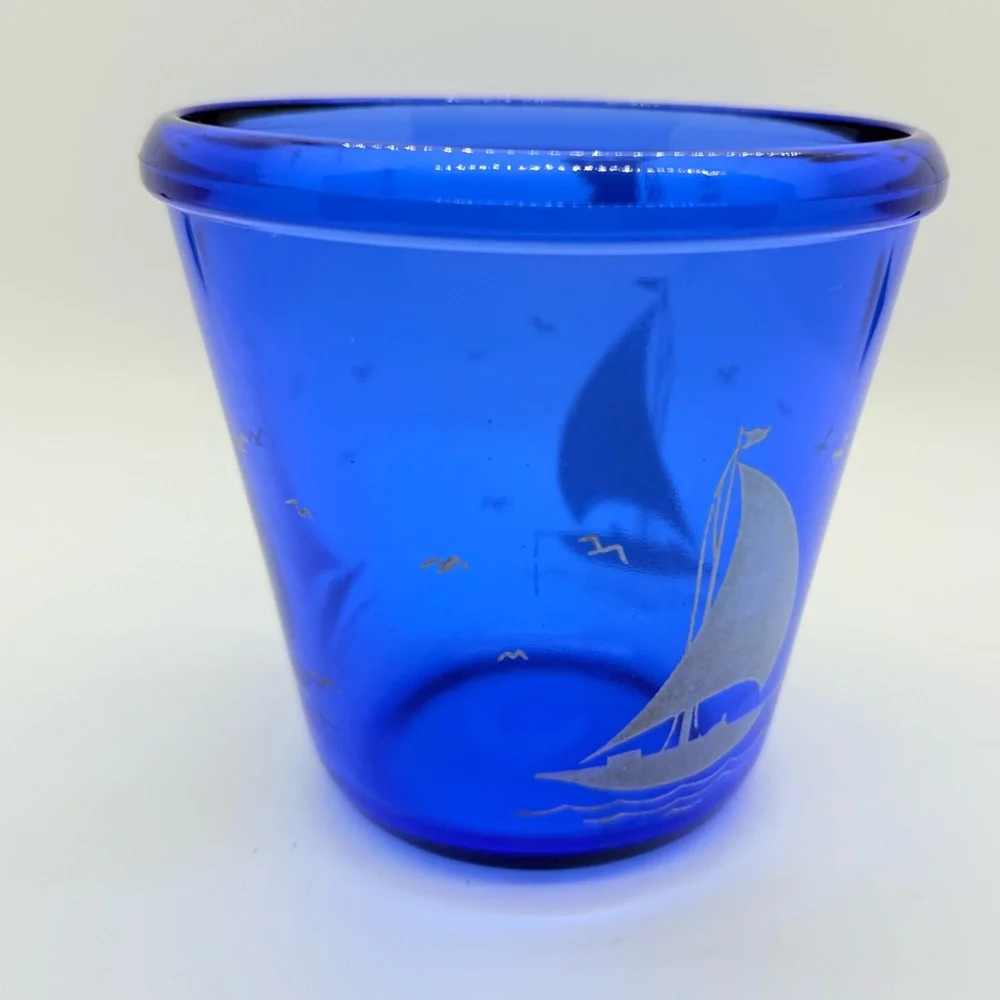 Vtg‎ Hazel Atlas Cobalt Glass Sportsman Series Ships or Sailboat Ice Bowl/Bucket